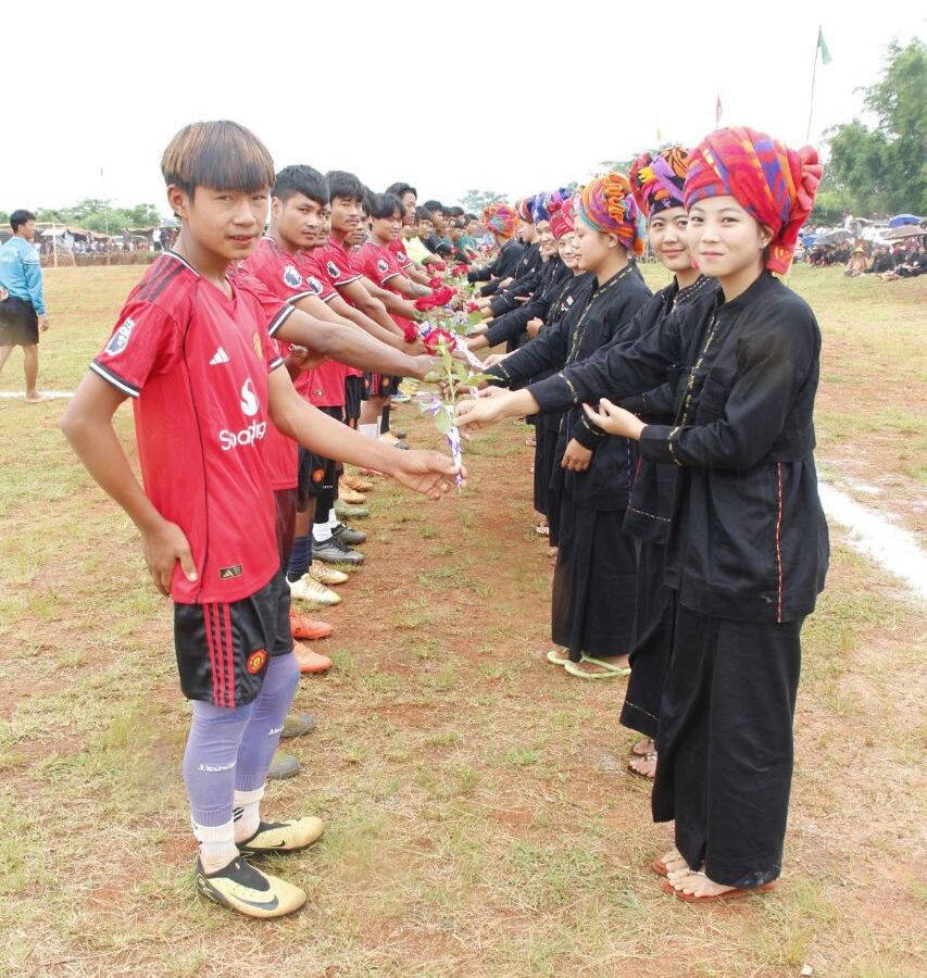 ကန်တန်ရွာမှ ကျေးရွာကော်မတီဖလား ဘောလုံးပြိုင်ပွဲကျင်းပ