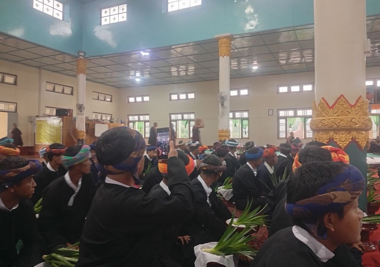 ကျောက်တလုံးကြီးမြို့  မဟာဒုဂ်စာရေးတံ မဲချလှူဒါန်းပွဲ