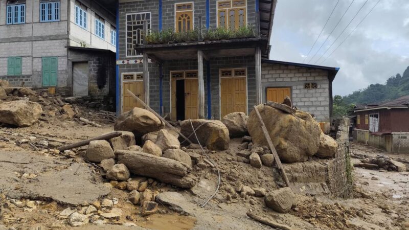 နွောင်ꩻရာꩻဖြာꩻအာႏ ယမ်လူႏတန်ꩻငီꩻနွောင်ꩻအတာႏ သဘာႏဝထီဘေꩻတံႏ ဉာတတ္ထစရိယကုသိုလ်ႏ ငေါဝ်းနိုꩻဆောႏတမာ