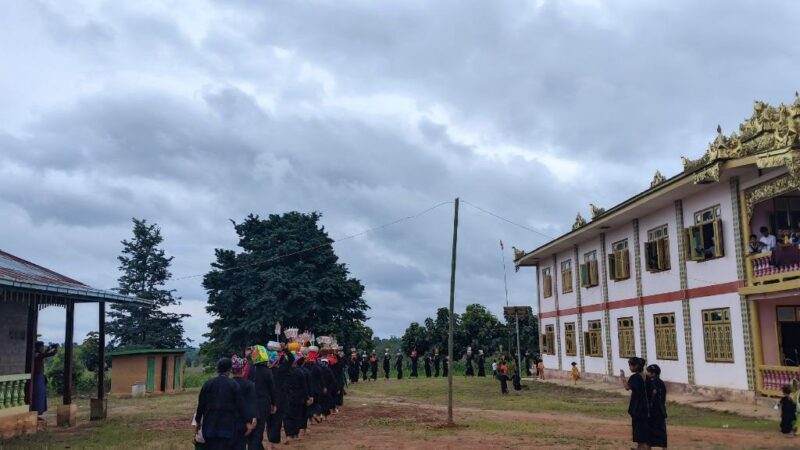 ဒုံနမ်းစွုတ်ကို ဆရာႏတွမ်ႏတကာႏ မာꩻလွေꩻပဌာန်ꩻအောင်ႏပွယ်ꩻ