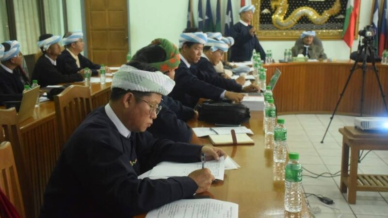 ပအိုဝ်ႏစွိုးခွိုꩻအစွိုꩻ(PNO)ပါတီ၊ ဗဟိုႏထာꩻမာꩻအမုꩻဆောင်ႏစွိုꩻ မာꩻလွေꩻ ပွယ်ꩻအုံကွံ