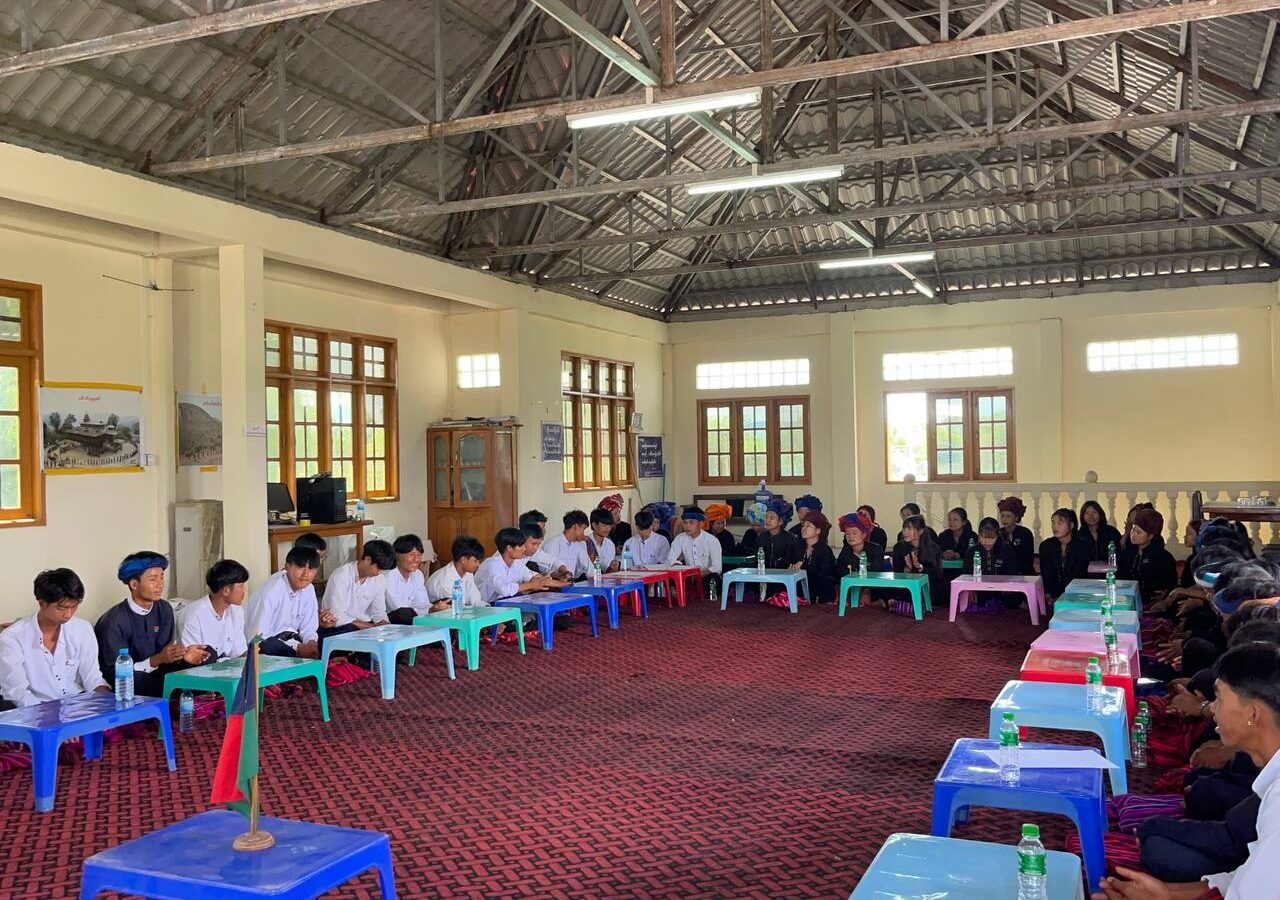 ဝေင်ꩻနယ်ႏကလော်ꩻ(ပင်ႏတရား−ယေႏငံႏ)ပအိုဝ်ႏလိုꩻယွဲးစွိုꩻမာꩻလွေꩻပွယ်ꩻအုံကွံ