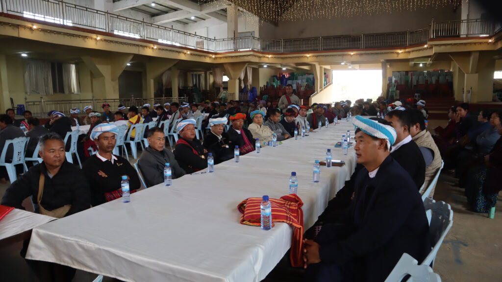 (၇၇)နေင်ႏခွပ် ပအိုဝ်ႏမွူးနီꩻခွိုꩻပအိုဝ်ႏအတာႏ မာꩻလွေꩻပထမခီႏ ပွယ်ꩻအုံကွံ