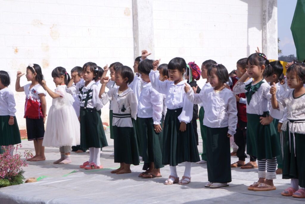 ထီဖောင်းကျေးရွာအုပ်စု၊ ကောင်သာယာရွာ၊ အခြေခံပညာမူလွန်ကျောင်းတွင် ပညာရေးစုံညီပွဲတော် နှင့် ဆုပေးပွဲအခမ်းအနားကျင်းပ