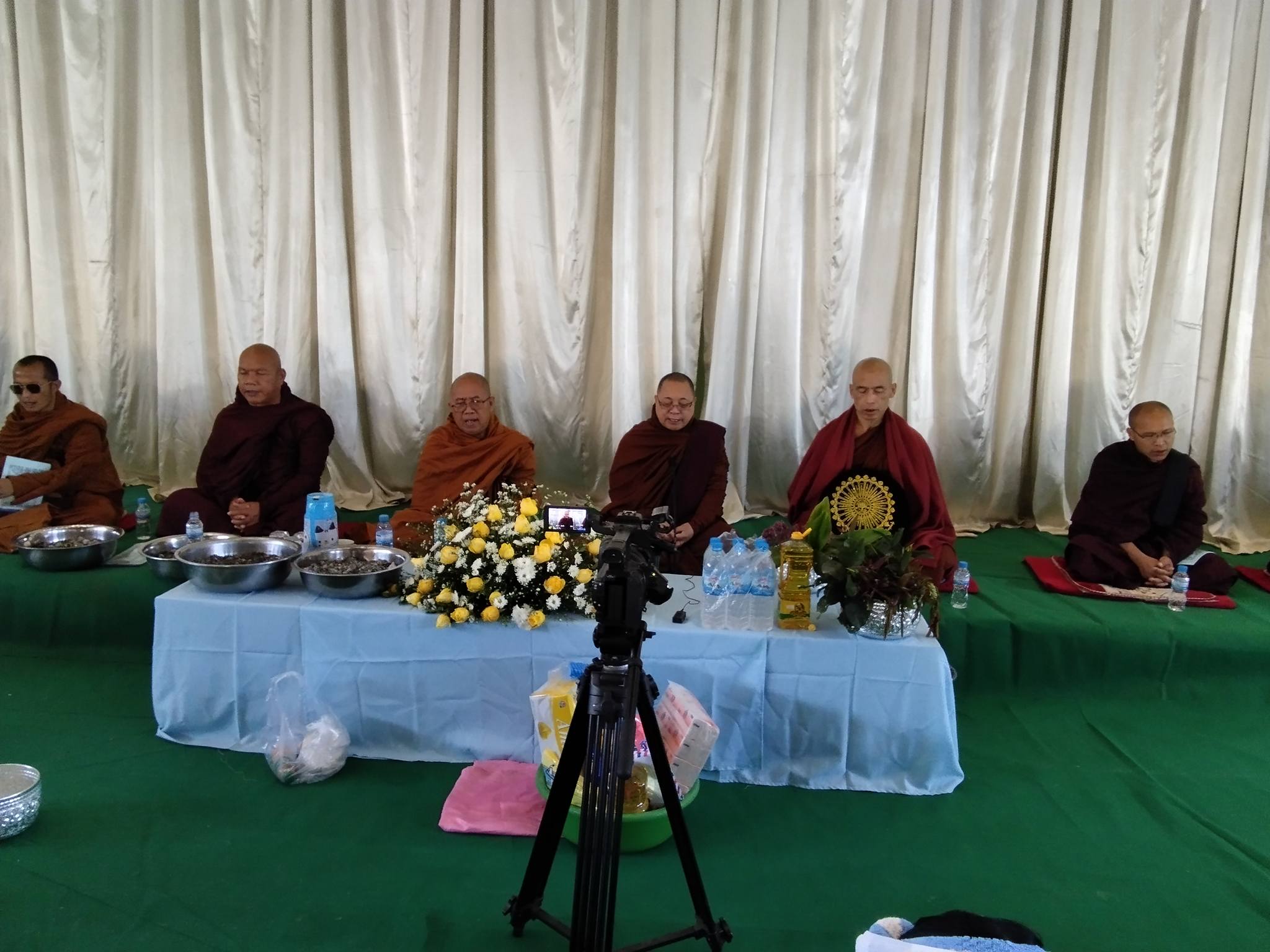 (၇၇)နေင်ႏခွပ် ပွယ်ꩻတန်မွူးနီꩻခွိုꩻပအိုဝ်ႏ အီႏမာꩻလွေꩻဗွောင်ပွယ်ꩻအတာႏ နာႏထူႏလွေꩻ အန္တရယ်ႏကင်ꩻကမ္မဝါႏ ပရိတ်မေတ္တာႏတရာꩻ ဒဲဥ်သီႏဗွေဟော်တန်ကို