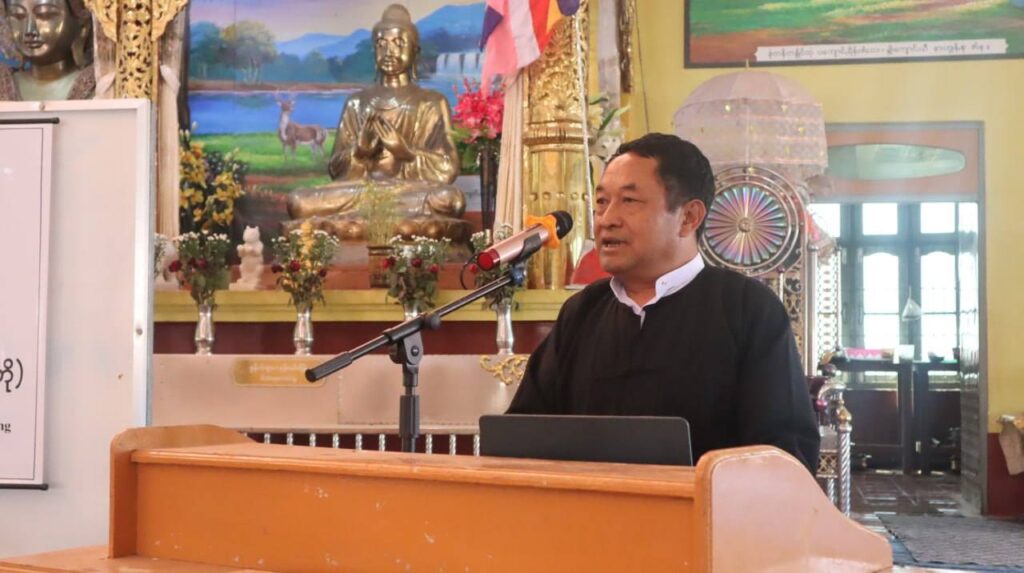 အထူးဒေသ(၆) စိုက်ပျိုးရေးဌာနဗဟိုမှ ကျေးရွာအခြေပြုတောင်သူများအား သီးနှံစိုက်ပျိုးရေး အသိပညာပေး