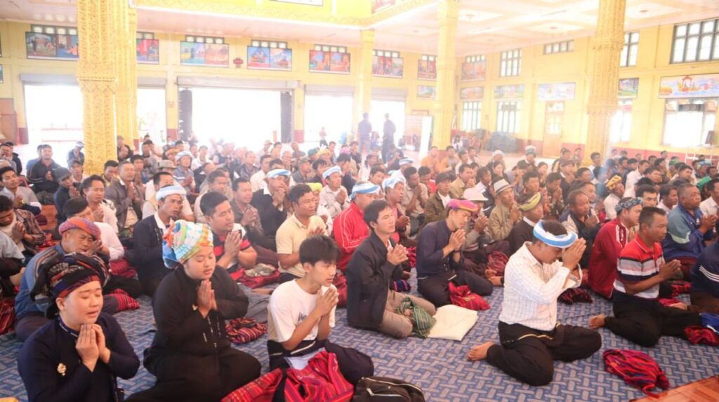 အထူးဒေသ(၆) စိုက်ပျိုးရေးဌာနဗဟိုမှ ကျေးရွာအခြေပြုတောင်သူများအား သီးနှံစိုက်ပျိုးရေး အသိပညာပေး