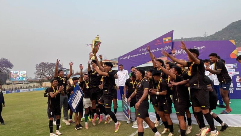 ၂၀၂၆၊ဒုတိယအကြိမ်မြောက် ကမ္ဘောဇဖလား အလွတ်တန်းဘောလုံးအားကစားပြိုင်ပွဲ ၊ဖိုင်နယ်ပွဲတွင် ပအိုဝ်းအမျိုးသားကိုယ်စားပြု မျင်ꩻမိုရ်ႏခမ်းအသင်းမှ ပထမဆု ရရှိ