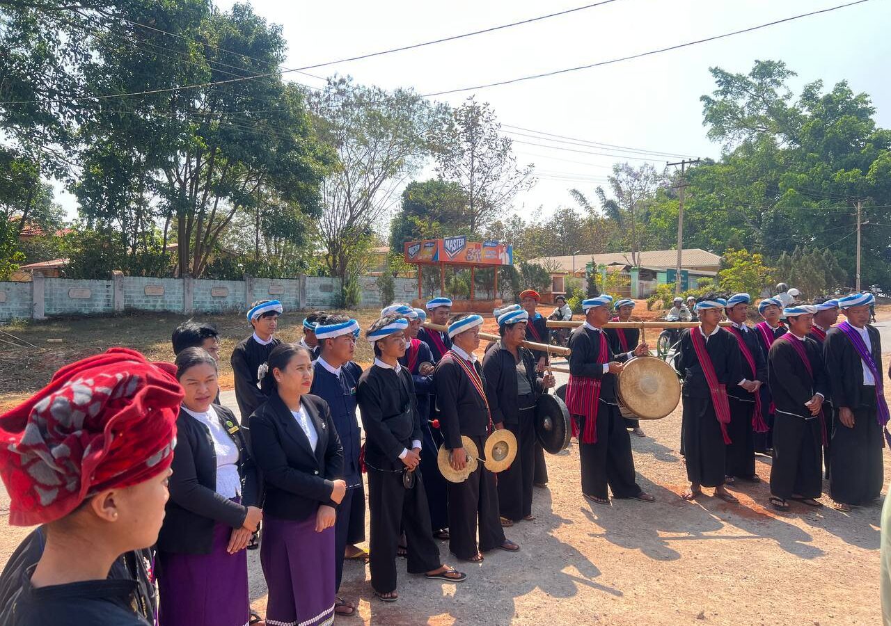 (၈၁)နှစ်မြောက် တပ်မတော်နေ့ကိုကြိုဆို ဂုဏ်ပြုသောအထိမ်းအမှတ်အနေဖြင့် ရွာတွင်းကွန် ကရစ်လမ်းသစ်ဖွင့်ပွဲ အခမ်းအနားကျင်းပ
