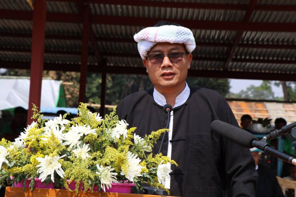 ဆီဆိုင်မြို့နယ်၊ ပါလောပါကယ်ကျေးရွာအုပ်စု၊ လွယ်ဆန်ဆစ်ကျေးရွာတွင် နှစ်သစ်ကူးအထိမ်းအမှတ်ဖလား ဘောလုံးပြိုင်ပွဲ ဖွင့်ပွဲကျင်းပ