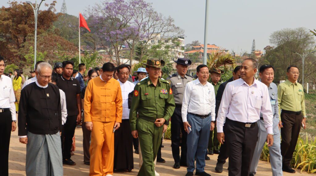 (၈၁)နှစ်မြောက် တပ်မတော်နေ့ကို ကြိုဆိုဂုဏ်ပြုသောအားဖြင့် ဂနိုင်ကန်လမ်း (ကတ္တရာလမ်း + ကွန်ကရစ်လမ်း ) နှင့် ဂနိုင်ကန်သာယာ ကန်ပတ်