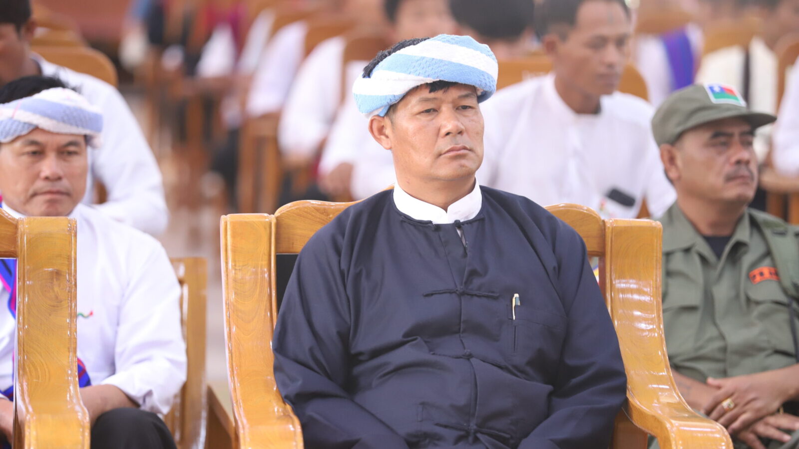 ဥပဒေဘောင်အတွင်းပြန်ဝင်လာသည့် PNLO တပ်ဖွဲဝင်များအား မိဘထံပြန်လည်အပ်နှံ