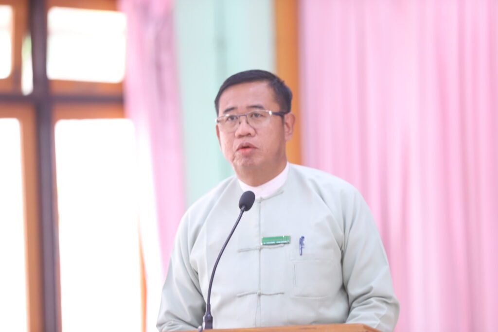 ဥပဒေဘောင်အတွင်းပြန်ဝင်လာသည့် PNLO တပ်ဖွဲဝင်များအား မိဘထံပြန်လည်အပ်နှံ