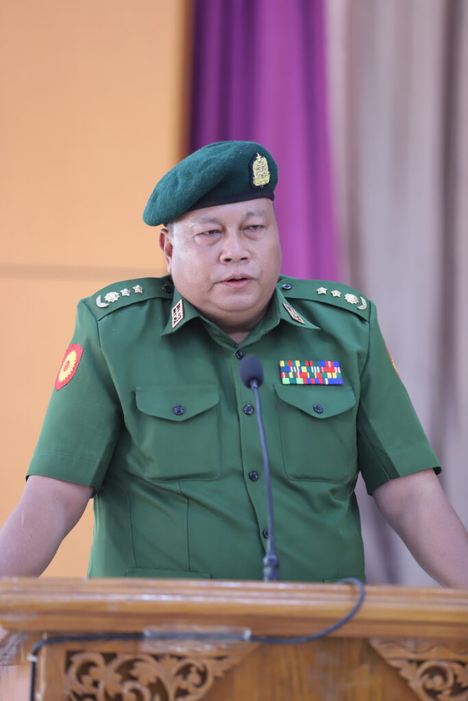 ဥပဒေဘောင်အတွင်းပြန်ဝင်လာသည့် PNLO တပ်ဖွဲဝင်များအား မိဘထံပြန်လည်အပ်နှံ
