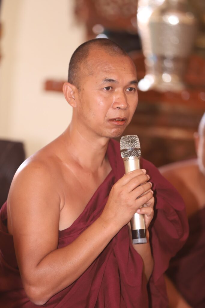 ပထမလဲင်ႏ လိတ်ပအိုဝ်ႏကျောင်ꩻသားမူႏခိုပွယ်ꩻမော့ꩻခွဲအတာႏ အုံကွံခြိꩻထူႏ