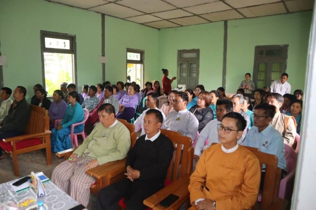 လွိုင်လင်ခရိုင်၊ပင်လုံမြို့၊ ရပ်ကွက် (၂) တွင် အခြေခံစက်ချုပ်နည်းပညာသင်တန်း ဖွင့်ပွဲအခမ်းအနားကျင်းပ