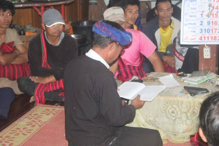 လွိုင်လင်မြို့နယ်တွင်ပြည်နယ်လွှတ်တော်ကိုယ်စားလှယ် ခွန်သက်နိုင် လူထုနှင့်တွေ့ဆုံဆွေးနွေး