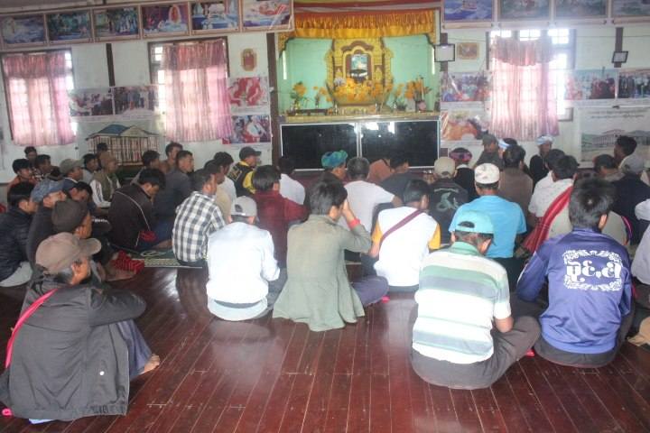 လွိုင်လင်မြို့နယ်တွင်ပြည်နယ်လွှတ်တော်ကိုယ်စားလှယ် ခွန်သက်နိုင် လူထုနှင့်တွေ့ဆုံဆွေးနွေး