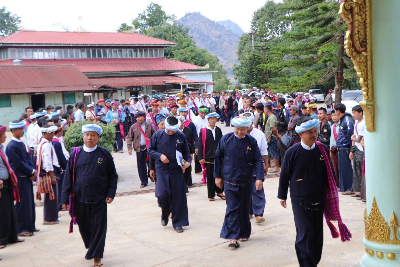 Pa-O Self-Administered Zone Leading Body Chairman and Hluttaw Representatives Meet Public in Pinlaung Township