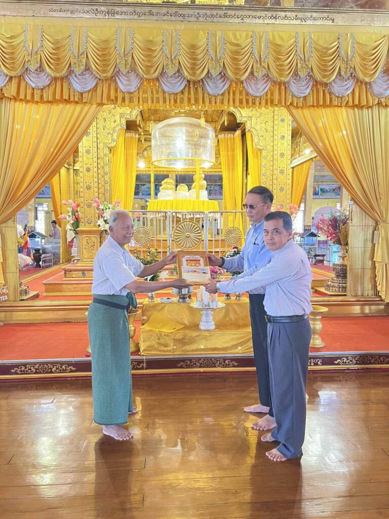 အင်းလေးဒေသ လမ်း၊ ဆည်မြောင်းနှင့် ဖွံ့ဖြိုးရေးလုပ်ငန်းများအား ဝန်ကြီးများအဖွဲ့ ကွင်းဆင်းစစ်ဆေး