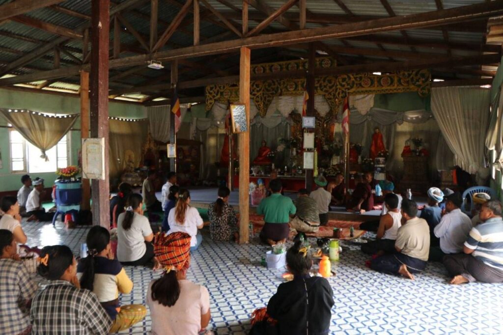 ပအိုဝ်းစာပေနှင့်ယဉ်ကျေးမူအဖွဲ့(ဗဟို)၊ ကြက်ခြေနီအဖွဲ့၊ ဗိုလ်မှူး စောမောင်နှင့် လုံခြုံရေးအဖွဲ့တို့ဦးဆောင်ကာ နမ်းနေင်းရွာရှိ မ