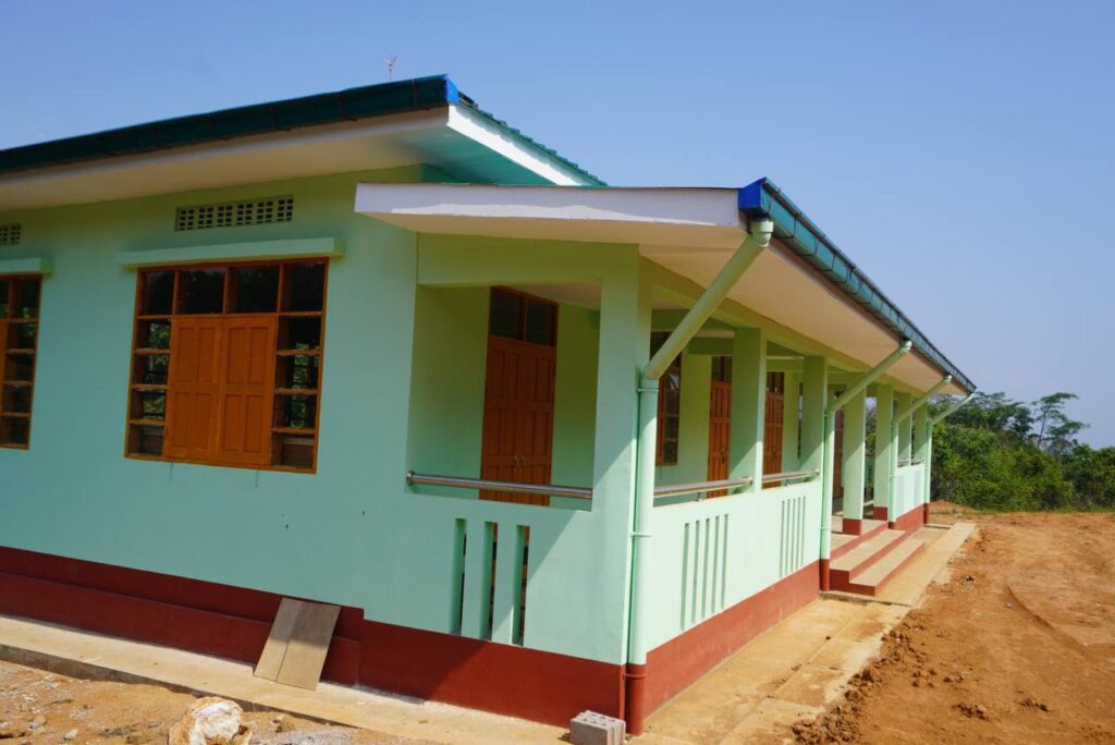 ကျူစန်လောင်း အလက၌ ရုံးခန်းအဆောက်အအုံ နှင့် အိမ်သာလိုအပ်နေသဖြင့် လွိုင်လင်မြို့နယ် ပြည်နယ်လွှတ်တော်ကိုယ်စားလှယ်နှင့် နတလခရိုင်