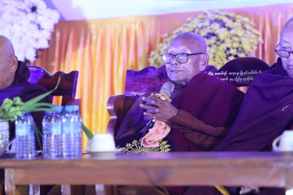 ဝေင်ꩻဟိုပုံꩻ၊ နောင်တောင်ꩻပရဟိတတပ်ဦး ဗွေးဗွန်အွဉ်သွဉ် ပညာႏရေꩻကျောင်ꩻကို ကမာꩻလွေꩻဒါႏဝေင်ꩻနယ်ႏပေါင်ꩻစွုမ်ႏ လိတ်ပအိုဝ်ႏထင်ယံကျောင