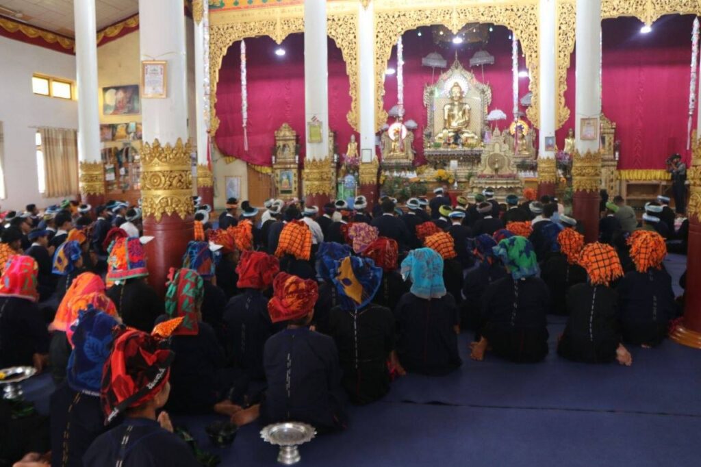 ဝါးပြုံးရွာတွင် ကော်ဖီစိုက်ပျိုးထိန်းသိမ်းခြင်း နည်းပညာသင်တန်းနှင့် ကော်ဖီပျိုးပင်ပေးအပ်ခြင်း အခမ်းအနား ကျင်းပ