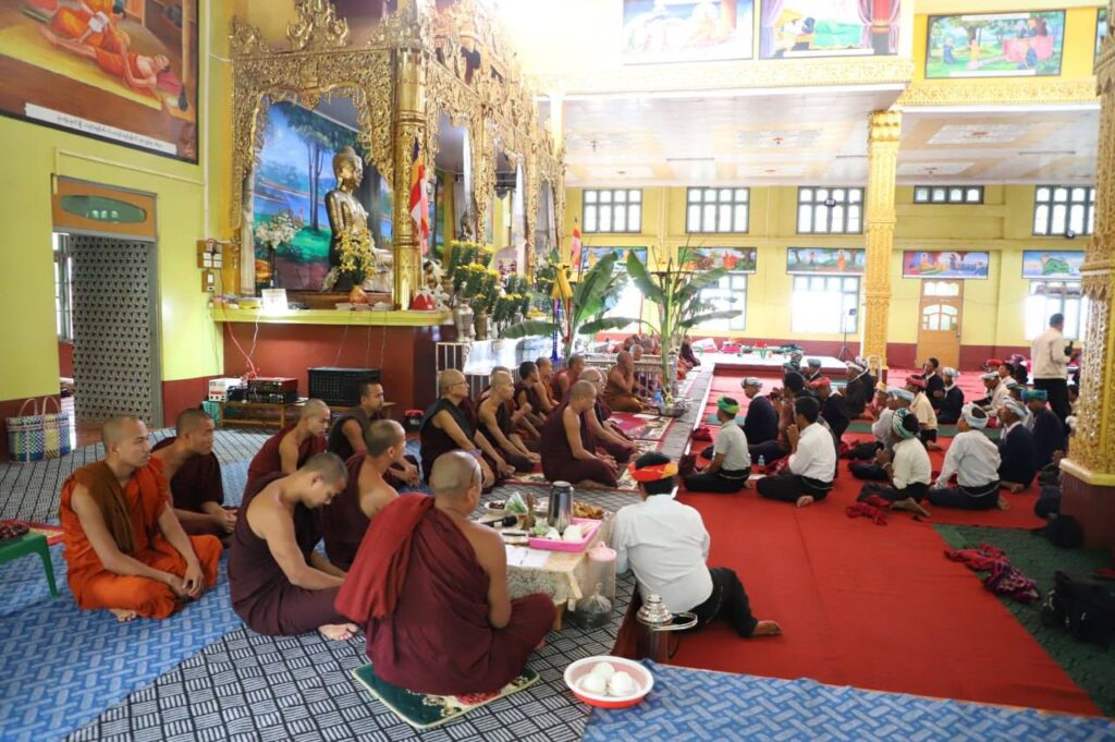 ပေါမူပရိယတ္တိလိတ်သွဥ်တွိုက်ကို မာꩻလွေꩻ အငဝ်းမဆွိုးအွီႏနွိုး ပဌာန်ꩻ ရွစ်ပူႏဇောႏပွယ်ꩻ