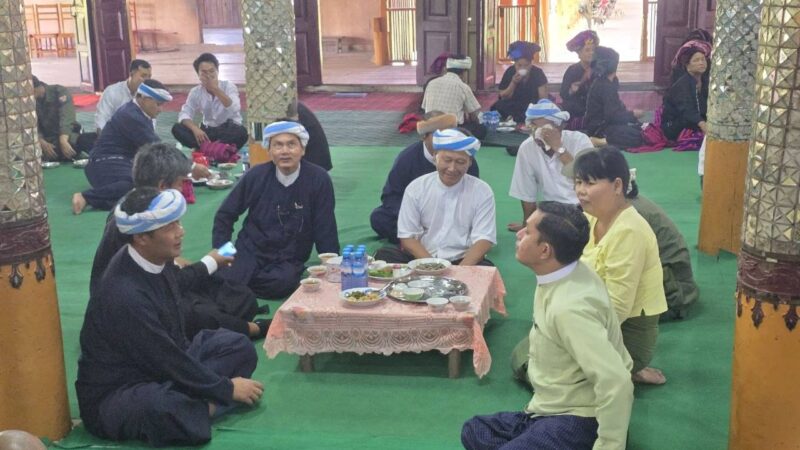 မောက်မယ်မြို့ရှိ ပရိယတ္တိပါဒတကျောင်းတိုက် ဆရာတော်၏ အန္တိမအဂ္ဂိဈာပနပွဲ ဖြစ်မြောက်ရေးအတွက် သူရိယခမ်း ခမ်းဗွေႏနှင့်အဖွဲ့ အလှူငွေ သွားရောက်လှူဒါန်း