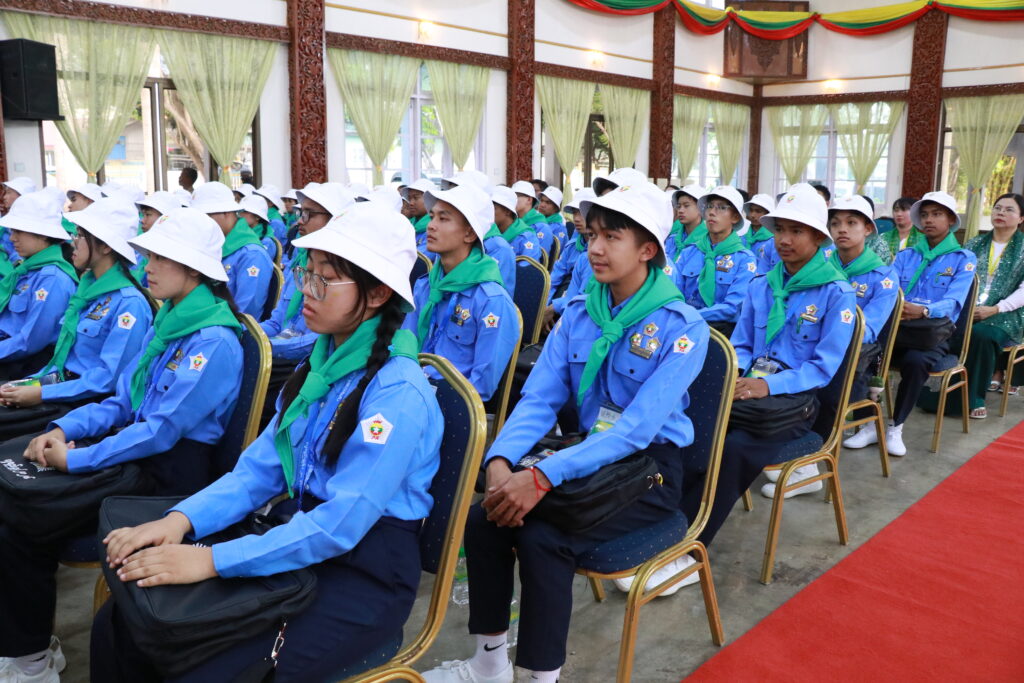 ရှမ်းပြည်နယ် ၂၀၂၅-၂၀၂၆ ပညာသင်နှစ် လူရည်ချွန်မောင်မယ်များသည် ပြည်နယ်ဝန်ကြီးချုပ် ဦးစိုင်းထိန်စိုး ထံမှ သြဝါဒခံယူပွဲ ကျင်းပပြု