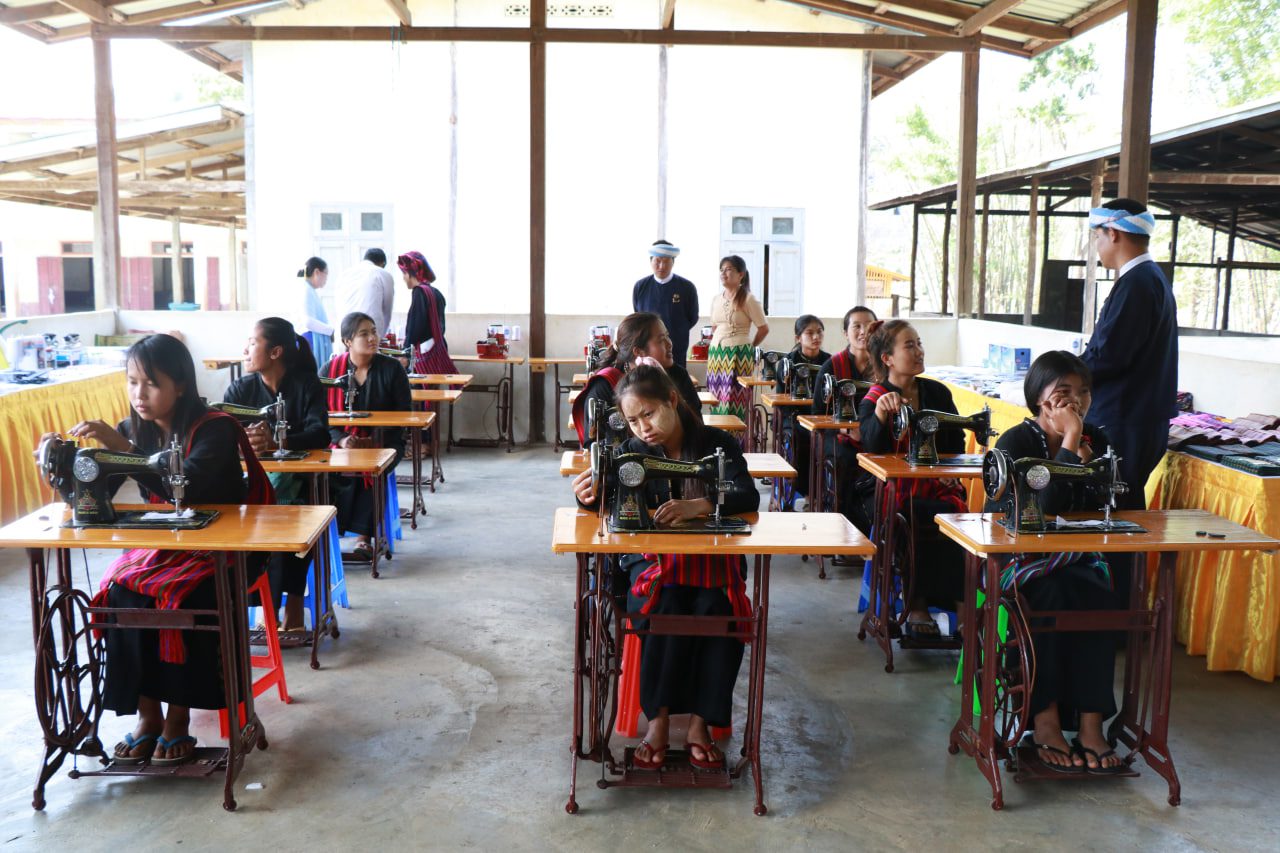 တောင်ကြီးမြို့နယ် လင်းလေကျေးရွာ၌ အမျိုးသမီးများဝင်ငွေတိုးရေး အပ်ချုပ်နည်းပညာ သင်တန်းဖွင့်ပွဲ အခမ်းအနားကျင်းပ