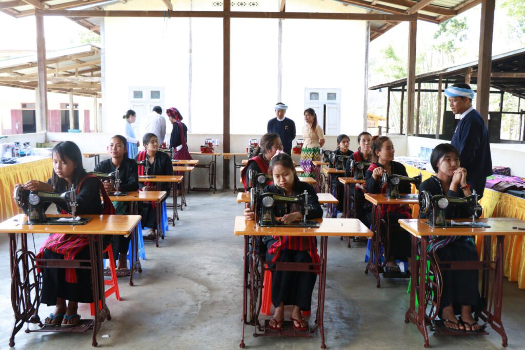 တောင်ကြီးမြို့နယ် လင်းလေကျေးရွာ၌ အမျိုးသမီးများဝင်ငွေတိုးရေး အပ်ချုပ်နည်းပညာ သင်တန်းဖွင့်ပွဲ အခမ်းအနားကျင်းပ
