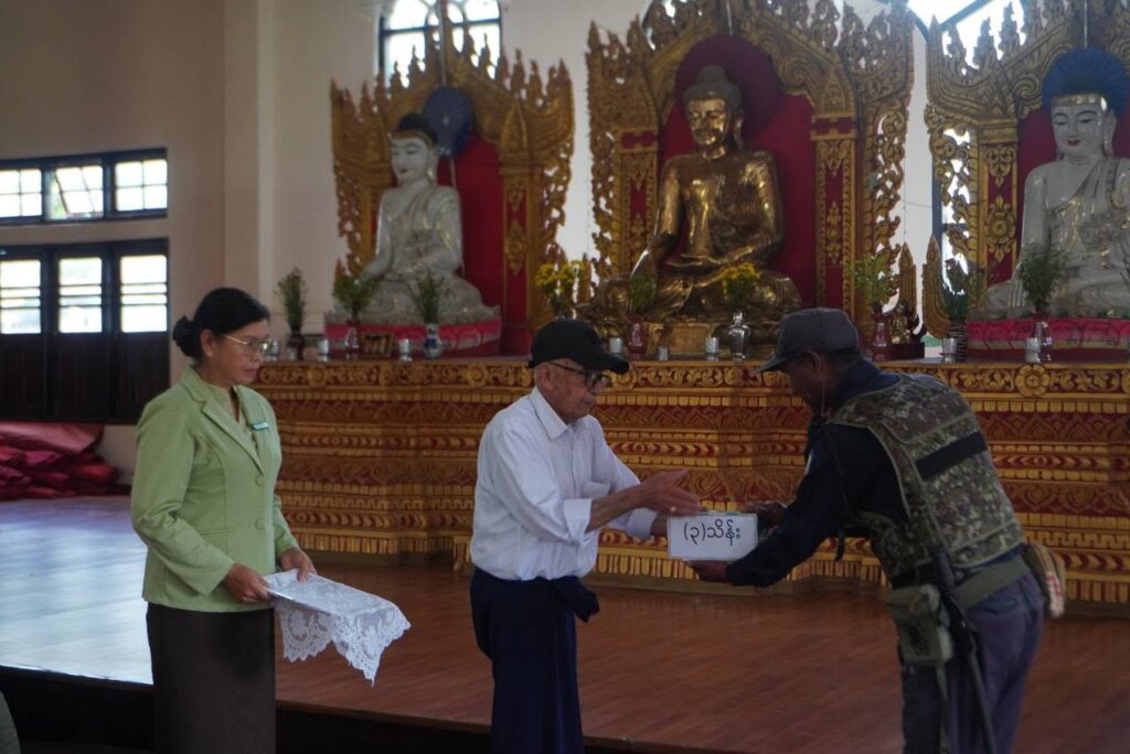 ပင်လုံမြို့၌ ပြည်နယ်လွှတ်တော်ကိုယ်စားလှယ်နှင့် ဌာနဆိုင်ရာများမှ ရပ်ကွက်အုပ်ချုပ်ရေးမှူးများ၊ ရာအိမ်မှူးများ၊ ဆယ်အိမ်မှူးများ၊