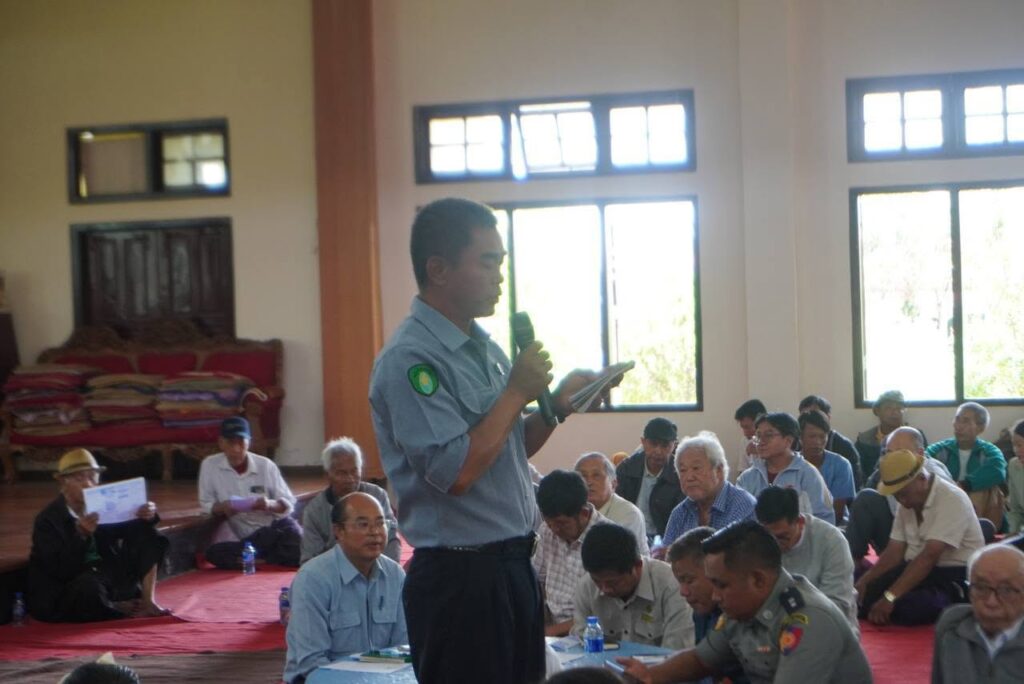 ပင်လုံမြို့၌ ပြည်နယ်လွှတ်တော်ကိုယ်စားလှယ်နှင့် ဌာနဆိုင်ရာများမှ ရပ်ကွက်အုပ်ချုပ်ရေးမှူးများ၊ ရာအိမ်မှူးများ၊ ဆယ်အိမ်မှူးများ၊