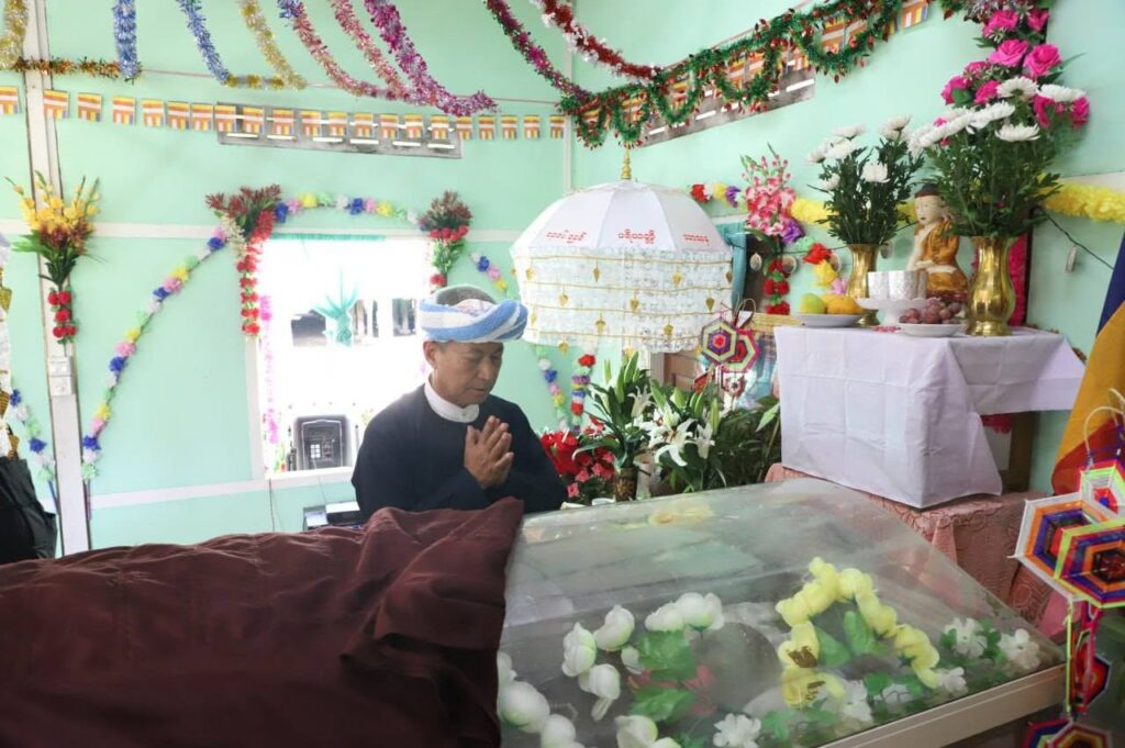 ပအိုဝ်ႏစွိုးခွိုꩻအစွိုꩻ(PNO)ပါတီ ဥက္ကဌ ဖြားတန်ခွန်စံလွင်တွမ်ႏအစွိုꩻ ထင်ႏရိုႏသေႏကန္တော့ꩻပူႏဇောႏလွေꩻ ဗွေႏဆရာႏတောႏ ဘဒ္ဒန္တစန္ဒိမ