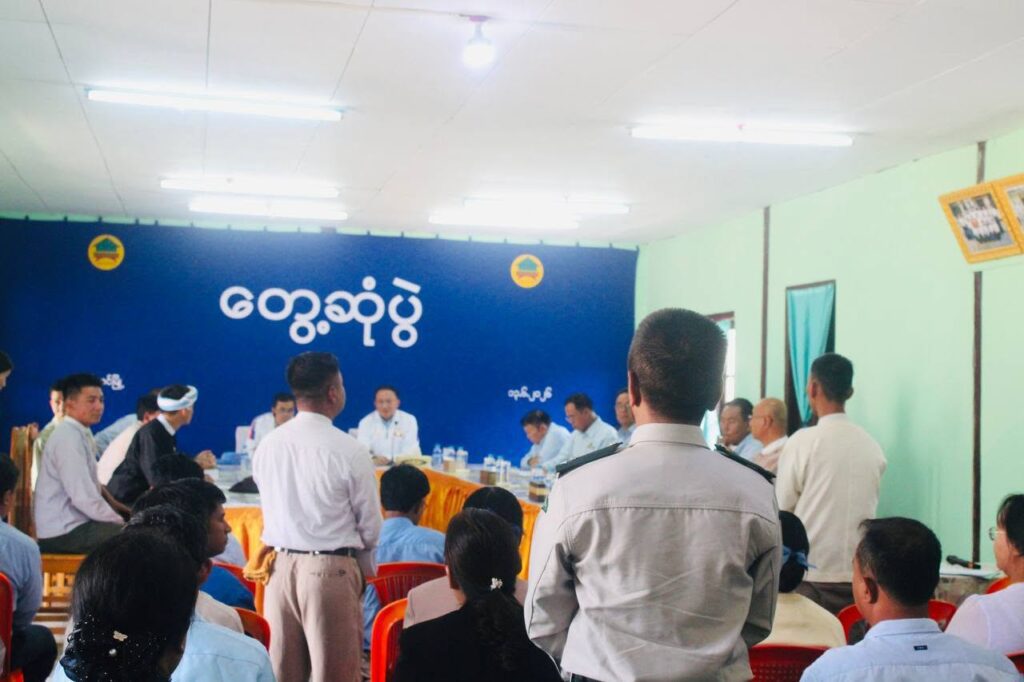 လွိုင်လင်မြို့၌ လျှပ်စစ်၊ စွမ်းအင်၊ စက်မှုနှင့် လမ်းပန်းဆက်သွယ်ရေးဝန်ကြီး ဦးခွန်သန်းထူး၊ စိုက်ပျိုးရေး၊ မွေးမြူရေးနှင့် ဆည်မြ