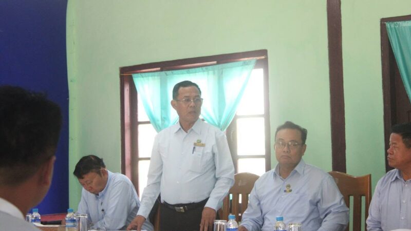 လွိုင်လင်မြို့၌ လျှပ်စစ်၊ စွမ်းအင်၊ စက်မှုနှင့် လမ်းပန်းဆက်သွယ်ရေးဝန်ကြီး ဦးခွန်သန်းထူး၊ စိုက်ပျိုးရေး၊ မွေးမြူရေးနှင့် ဆည်မြောင်းဝန်ကြီး ဦးလင်းအောင်ဆွေ နှင့် ခရိုင်အဆင့်ဌာနဆိုင်ရာများ တွေ့ဆုံ