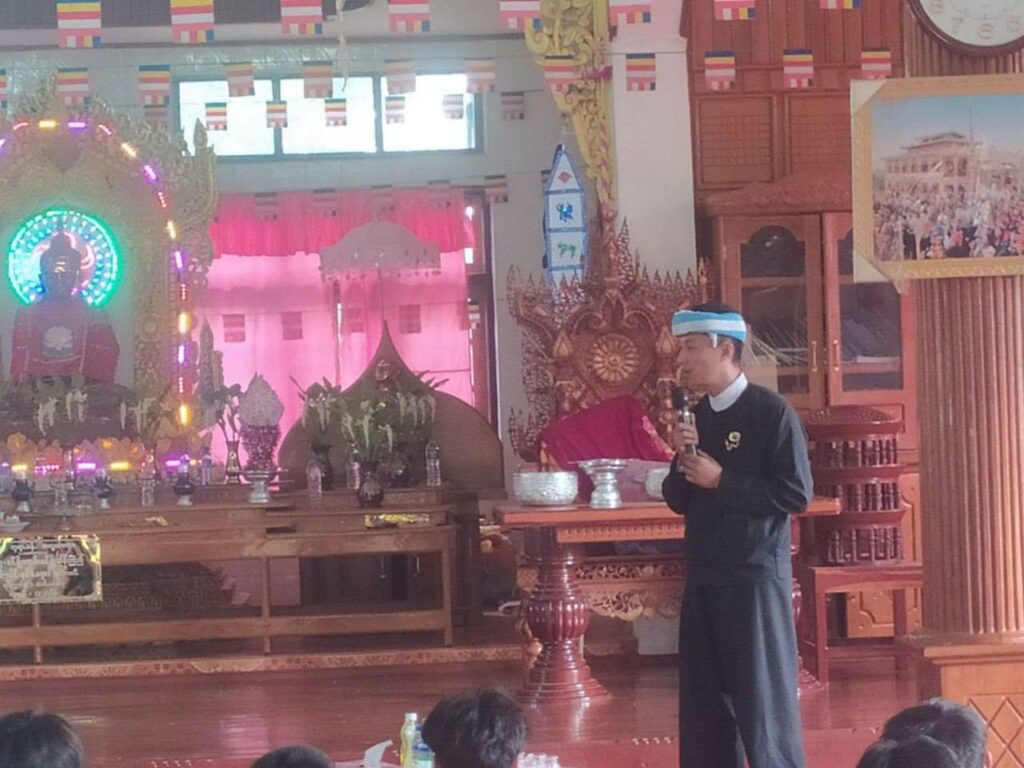 လွိုင်လင်မြို့နယ်၊ ပြည်နယ်လွှတ်တော် ကိုယ်စားလှယ် ခွန်သက်နိုင် မိုင်းပွန်မြို့၌ လူထုနှင့် ကွင်းဆင်းတွေ့ဆုံ