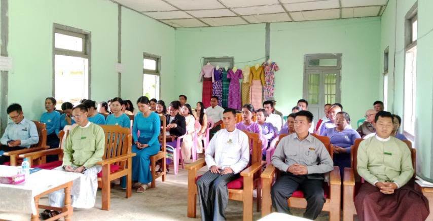 ပင်လုံမြို့၊ရပ်ကွက်(၂)၌ဖွင့်လှစ်ခဲ့သော"အခြေခံစက်ချုပ်နည်းပညာသင်တန်းဆင်းပွဲကျင်းပ