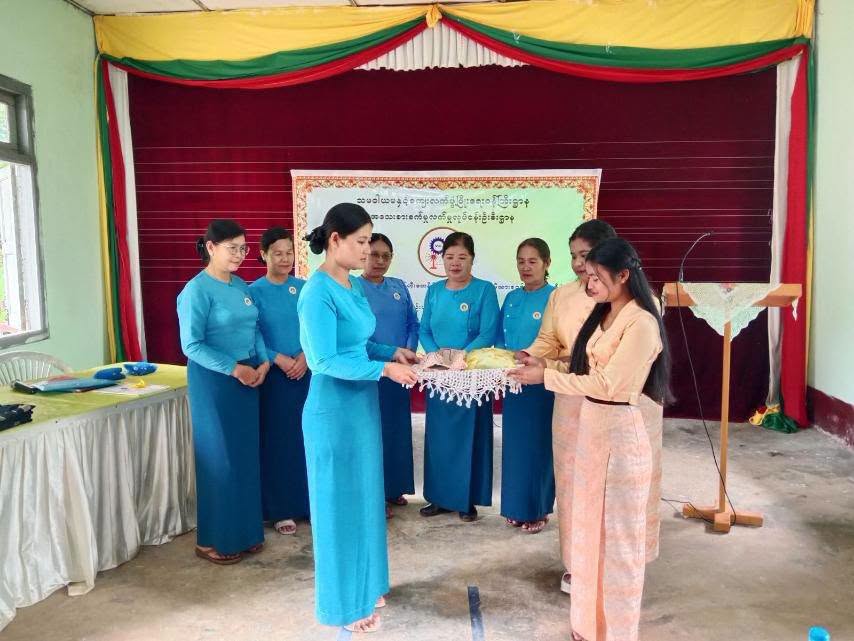 ပင်လုံမြို့၊ရပ်ကွက်(၂)၌ဖွင့်လှစ်ခဲ့သော"အခြေခံစက်ချုပ်နည်းပညာသင်တန်းဆင်းပွဲကျင်းပ