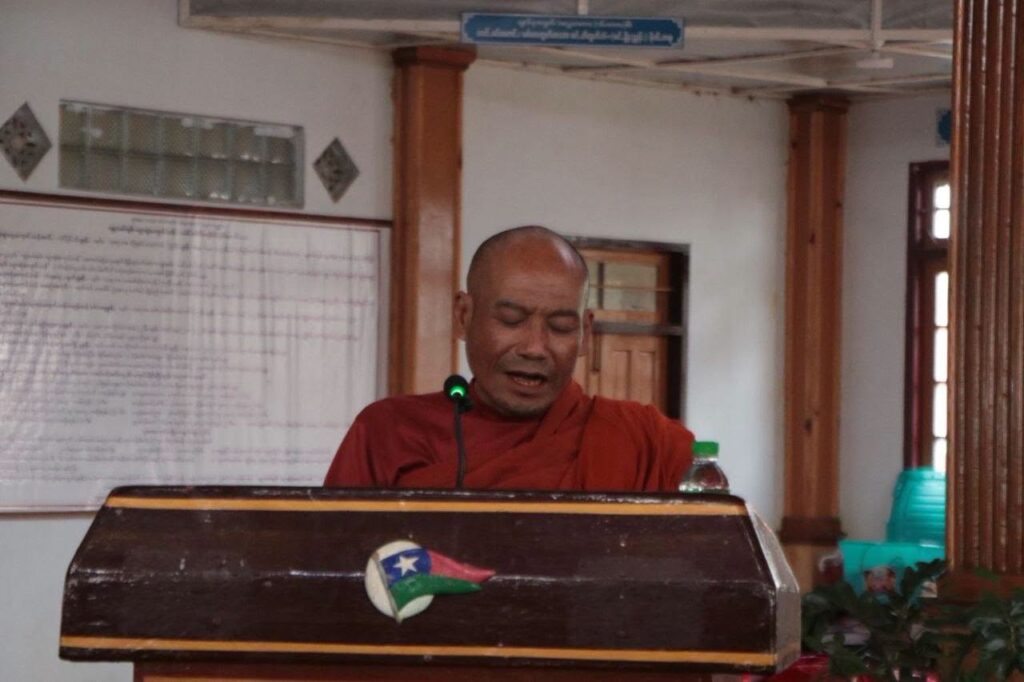 ပအိုဝ်းအမျိုးသားဘက်စုံဖွံ့ဖြိုးရေးကွင်းတွင် ကျင်းပသည့် သံဃာစွမ်းရည်မြှင့်သင်တန်း ဆင်းပွဲအခမ်းအနားသို့ ရှမ်းပြည်နယ်လွှတ်တော် က