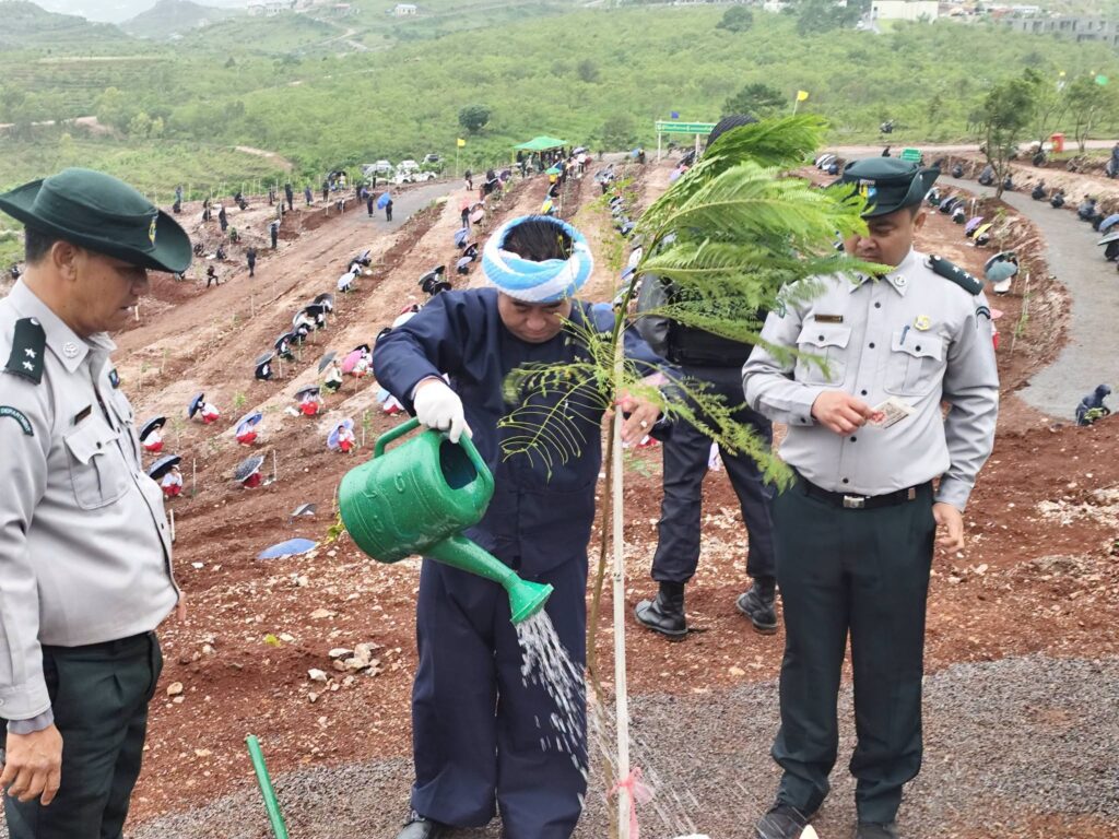 တောင်ကြီးမြို့တွင် ၂၀၂၆ ခုနှစ် ဒုတိယအကြိမ် မိုးရာသီသစ်ပင်စိုက်ပျိုးပွဲတွင် သစ်ပင် ၁,၁၀၀ ပင် စိုက်ပျိုး