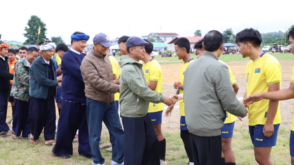 (၈)ကြိမ်မြောက် ခွန်ဖါဖြားဗွာခမ်းဖလား ဗိုလ်ချုပ်ချန်ဇုံကွင်း (နားဘောင်) ဘောလုံးပြိုင်ပွဲ ဖွင့်ပွဲအခမ်းအနား ကျင်းပ