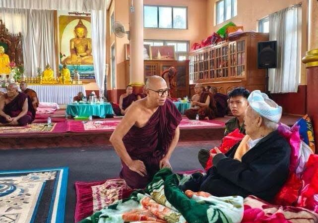 ပင်လုံမြို့၊ နောင်ကွတ်ကျောင်းတိုက်ဆရာတော် ဘဒ္ဒန္တပညာဗလကျောက်တလုံးကြီးမြို့နယ်ရှိ မွေတော်ကက္ကူဘုရားတွင် ထီးတင်လှူခြင်းနှင့် ဓာတ်တော်/စွယ်တော် ပင့်ဆောင်ခြင်းဆိုင်ရာ အစည်းအဝေးသို့ ကြွရောက်