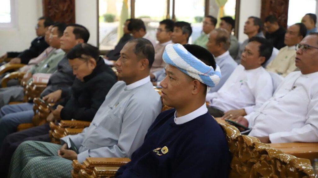 စီမံကိန်းအောင်မြင်ရေးနှင့် ကျေးလက်ပြည်သူများ၏ လူမှုစီးပွားဘဝ မြင့်မားရေးအတွက်ရှမ်းပြည်နယ်ဝန်ကြီးချုပ်ဦးစိုင်းထိန်စိုး က အလေး