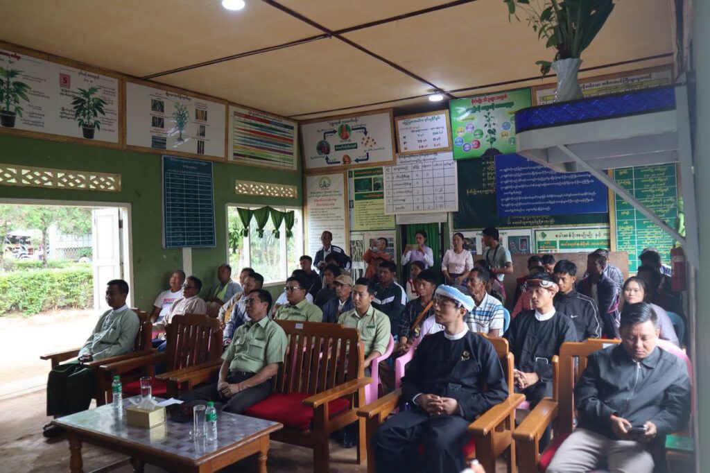 လွိုင်လင်မြို့နယ်၊ ပြည်နယ်လွှတ်တော်ကိုယ်စားလှယ် ခွန်သက်နိုင်အား ၂၀၂၆-၂၀၂၇ ခုနှစ် စိုက်ပျိုးရာသီအတွက် မျိုးစေ့၊ ဓာတ်မြေဩဇာနှင့