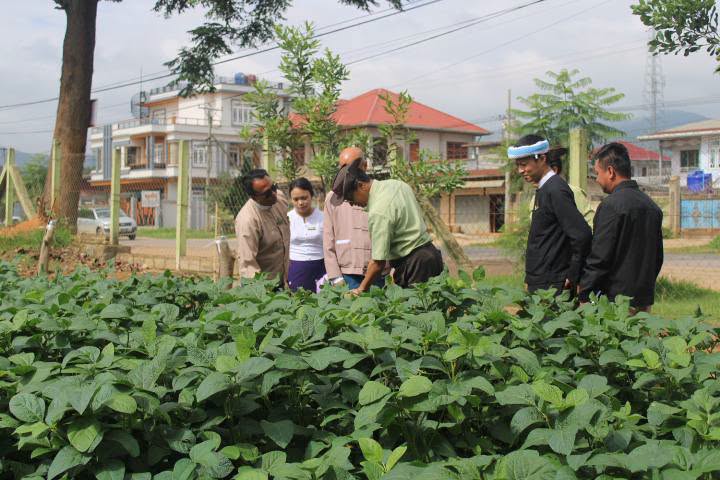 State Hluttaw Representative Khun Thet Naing Greets Farmers at Seed, Fertilizer and Farm Equipment Handover for 2026-2027 Growing Season