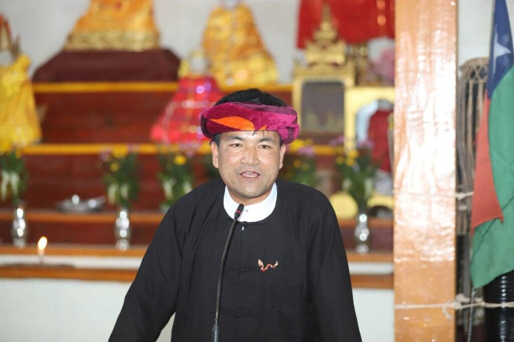 PNO) ပါတီအတွင်းရေးမှူးချုပ် ဦးခွန်သိန်းဖေနှင့်လွတ်တော်ကိုယ်စားလှယ်အဖွဲ့ ပင်လောင်း–ကလော–ရမဲသင်းနယ်စပ် အလောင်းတော်ပေါက်ဒေသရှိ ပ