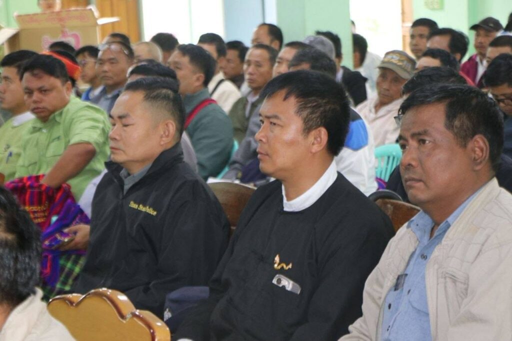 ပင်လောင်းမြို့နယ်၌ ရပ်ကွက်နှင့် ကျေးရွာအုပ်စု အုပ်ချုပ်ရေးမှူးများ၏ လုပ်ငန်းစွမ်းဆောင်ရည်မြှင့်တင်ရေး သင်တန်းဆင်းပွဲ အခမ်းအနာ